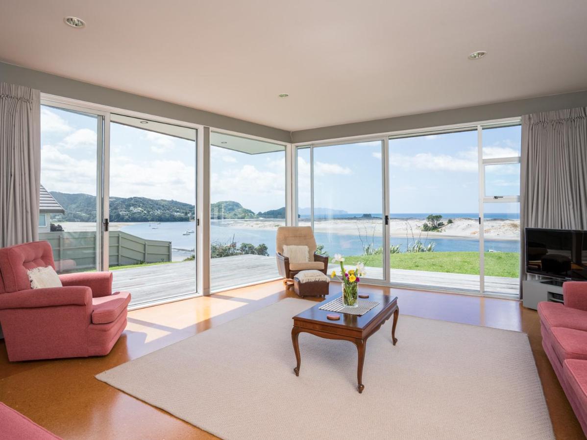 Roberts Retreat - Mangawhai Holiday Home Luaran gambar